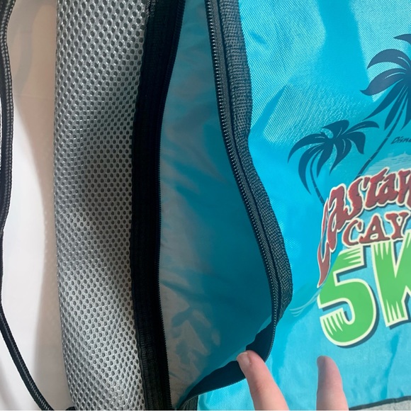 NWT. Disney Cruise Line (DCL) - Castaway Cay 5K - Drawstring Bag. - Picture 5 of 12